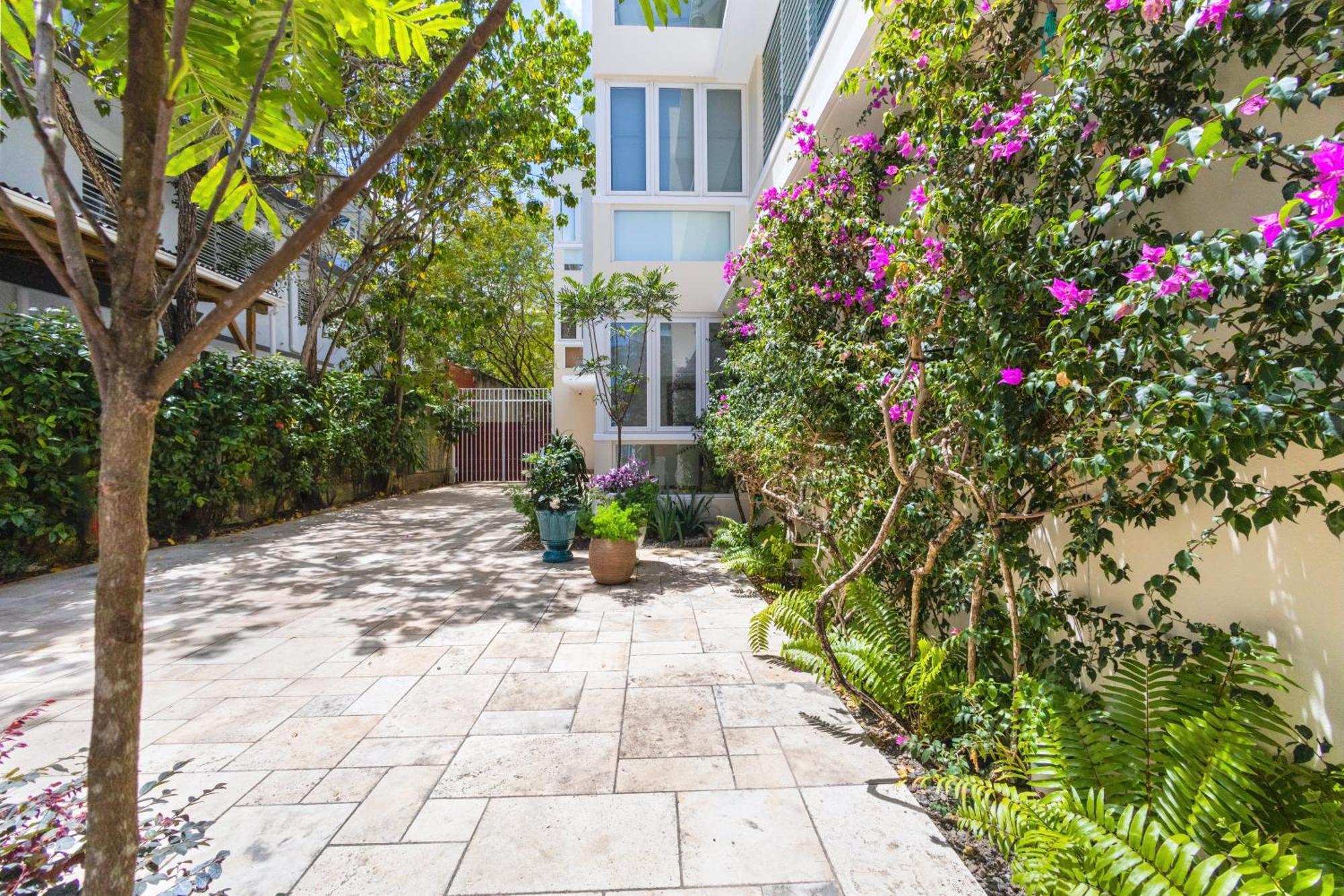Ferienwohnung Hidden Gem In Miramar- Power Generator- Parking San Juan Exterior foto